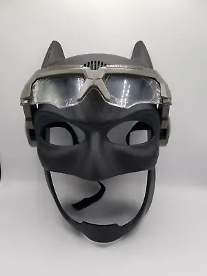 Batman Mask Voice Changer Talking Helmet MASK 2017 Mattel DC COMICS Light Up • $14.99