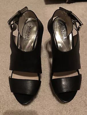 Michael Michael Kors Womens Platform High Heels Black Size 5.5 • $15.99