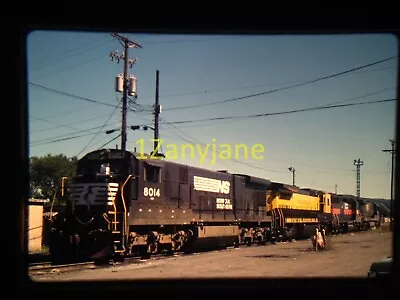 5V19 TRAIN SLIDE Railroad 35MM Photo NS 8014 S 4002 DH 382 NW 8038 CONKLIN NY  • $7.18