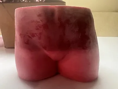 Caiyu CAIA LE PETIT DERRIERE Red Pink Tiered 1.3KG 21 CANDLE NEW IN Open BOX • $65