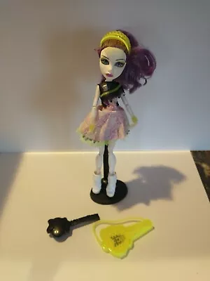 Monster High Spectra Vondergeist Ghoul Sports Physical Deaducation Doll Tennis • $29.99