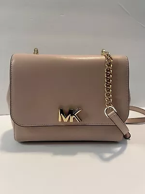 Michael Kors Mott Chain Leather Crossbody Shoulder Bag Ballet Pink EUC • $109