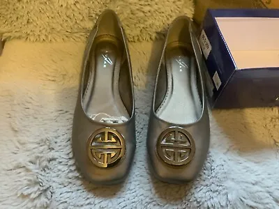 Ladies Lunar Collection Pewter Buckle Flat Shoes size Uk 7good Condition  • £4.99