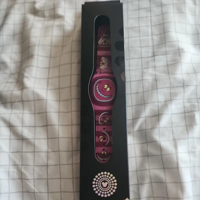 $44.99 • Buy Disney Parks 2022 Alice In Wonderland Cheshire Cat Magic Band Plus Unlinked New