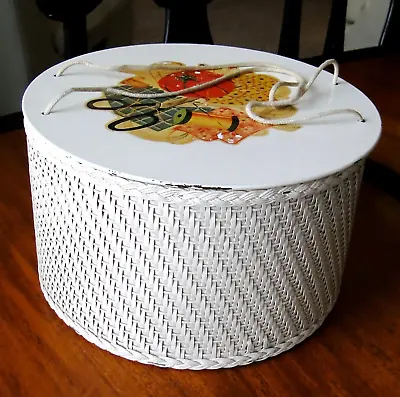 Vintage 1940's Round Cream Wicker Sewing Basket Storage Box Princess Algonquin • $30