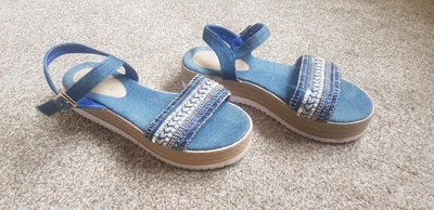 £5.99 • Buy Ladies Denim Wedge Strappy Beaded Sandals Size 5 Great Con