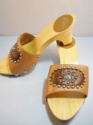 C LABEL By Turbo Cat Size 7.5M Leather & Wood Embellished Slide Heel Shoes • $24.95