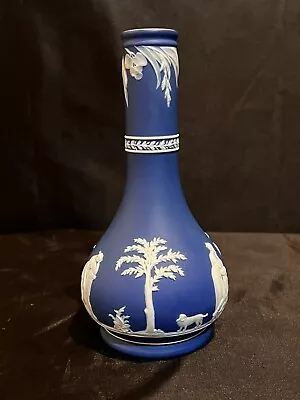 Antique 1868 Wedgwood Jasperware Blue Dip Barber Bottle Vase • $160