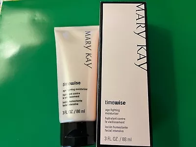 Mary Kay TimeWise Age Fighting Moisturizer Combination To Oily NIB Discontinued • $39.99