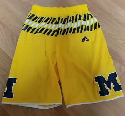 University Of Michigan Wolverines 2015 Basketball Shorts Adidas Medium NICE • $24.99