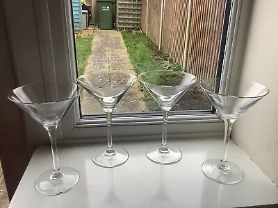 Vintage Set Of 4 Large Clear Glass Martini/Cocktail Glasses 7  • £12.99