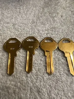 Lot Of 4 M16 Key Blanks / For Master Padlock / M27 1092NR Key Blank / Ilco USA • $7.76