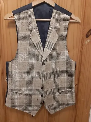 Suitsupply Waistcoat Men Pure Linen UK 38R • £24.99