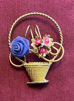 Vintage Gold Tone Flower Basket Brooch. Silk Flower And Bead Berries. 2  • $10