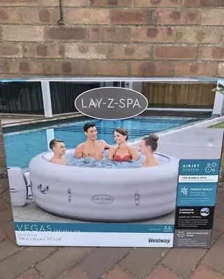 £300 • Buy Lay-Z-Spa Vegas AirJet Spa Hot Tub 4-6 Person | Brand New |