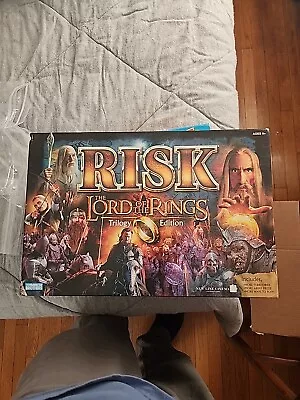 Risk Lord Of The Rings Trilogy Edition Game 2003  Parker Brothers • $5.99