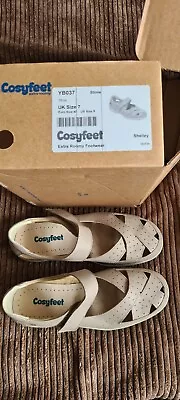 Womens Shoes Size 7 Cozyfeet Extra Roomy Wuder Feet • £30