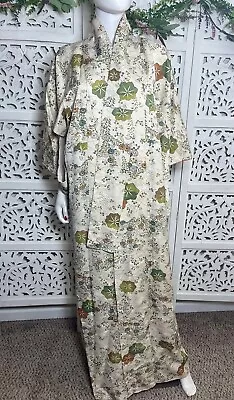 Stunning Vintage Floral Silk Kimono Robe One Size • $47