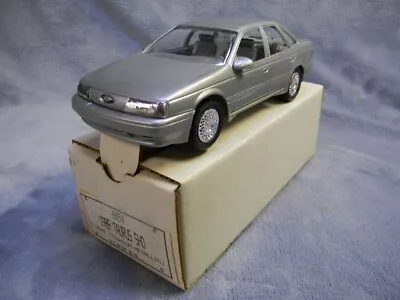 1/25 Scale 1989 Amt Ford Taurus Sho Titanium Metallic Dealer Promotional Car-mib • $19.99