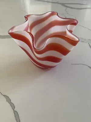 Glass Red & White Blown Glass Candy Striped Ruffled Handkerchief Vase 4”x5” • $36.50