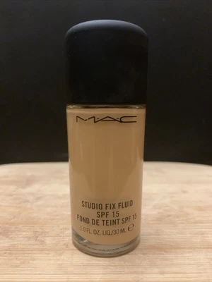 £10 • Buy Mac Studio Fix Foundation Nc35