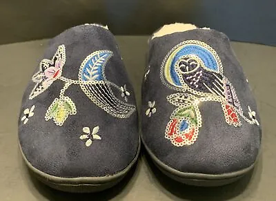 Vera Bradley Night Sky Embellished Fuzzy Slippers Size 7-8 Medium New • $15.99