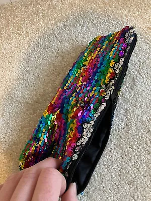 Kids Unisex Colour Reversal Sequined Pencil Case Sensory Multicoloured • £3