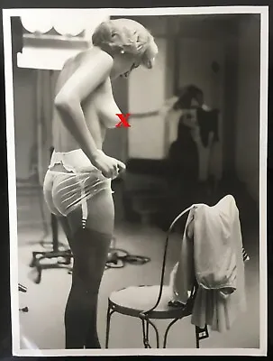 Marilyn Monroe Photograph Original Vintage Print Rare Undressed Star B&W 11 X8  • $100