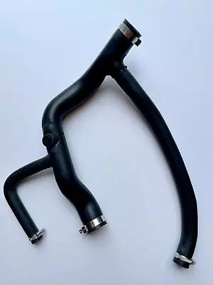 Top Upper Radiator Hose For Land Rover Discovery 2 1998 - 2004 TD5 PEH101080 • $67.99