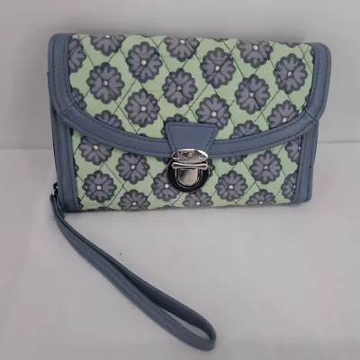 Vera Bradley Ultimate Wristlet Zip Around Push Lock Wallet Slate Blue Daisies • $19.94