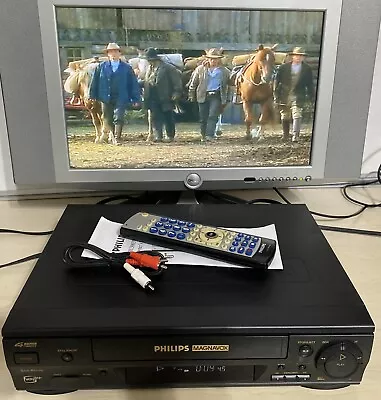 Philip Magnavox VRA451 VCR Video Cassette Recorder W Universal Remote - READ • $34.95