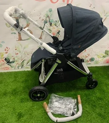 Mamas & Papas Flip XT3 Stroller/Pram/Pushchair - Navy Flannel - USED ONCE • £199.95