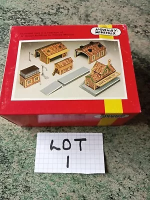 Hornby Minitrix N Gauge Platforms & Fencing N464 -  New In Sealed Pack - Lot 1 • £7.50