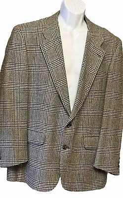 Vintage Burberry Blazer Men Wool Houndstooth Plaid Black Gray Sport Jacket 44 R • $71.25