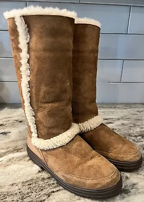 UGG Sunburst Tall Suede Shearling Leather Boot Chestnut Women’s SZ 6 • $89.99