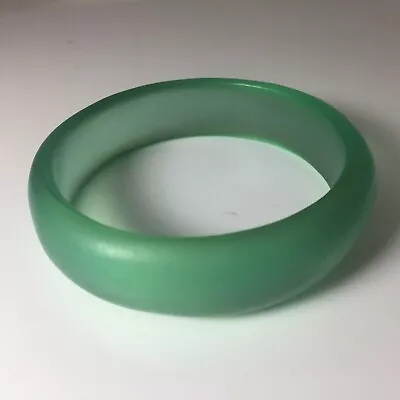 Green Translucent Lucite Vintage Bangle Bracelet Round • $14