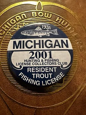 Michigan Hunting And Fishing Pins And Patches • $10.99