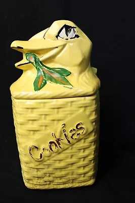 McCoy Basket Weave Yellow Duck Top Cookie Jar 1940-50's Nice Paint! • $42.97