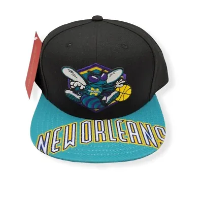 Mitchell & Ness New Orleans Hornets Swingman Pop HWC Black Adjustable Snapback • $37.99