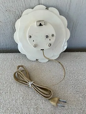 Vintage GE General Electric Clock Scallop 2150 White Flower Daisy 1950s MCM USA • $21.95