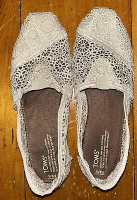 Toms Ladies Size 9.5 9 1/2 Lace Shoes  • $5