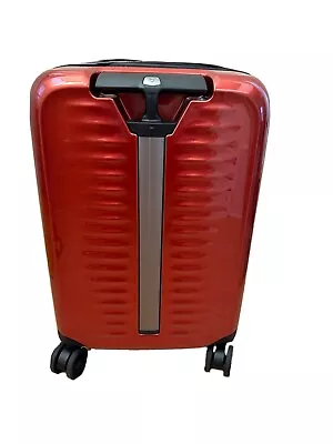 Victorinox Luggage-Airox Gloss Hard Side 22  Carry On Spinner TSA Lock Light NWT • $275.99