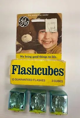 $6.25 • Buy Vintage GE Flash Cubes 3 Cubes 12 Flashes For Standard Flash Cube Cameras - READ