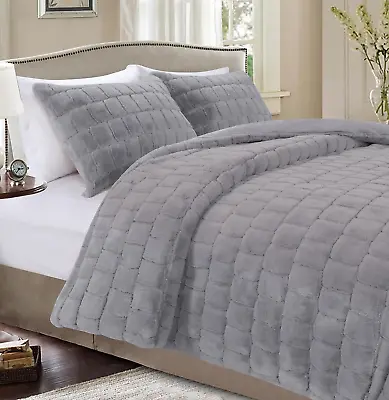 Luxurious Fluffy 3-Piece Faux Fur Comforter Set - All Season Warm Down Alternati • $151.59