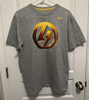 Nike Tee Mens L Large Gray LiveStrong Crew Neck Workout Lightning Bolt T-Shirt • $14.99