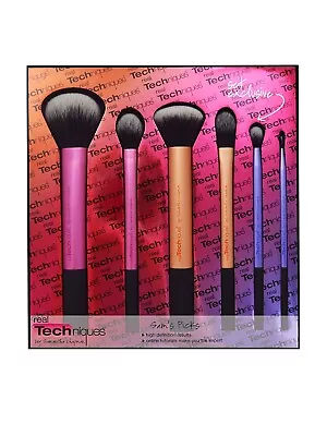 Real Techniques Make Up Brushes Core Collection/Travel Essentials/Starter Set • $18.04