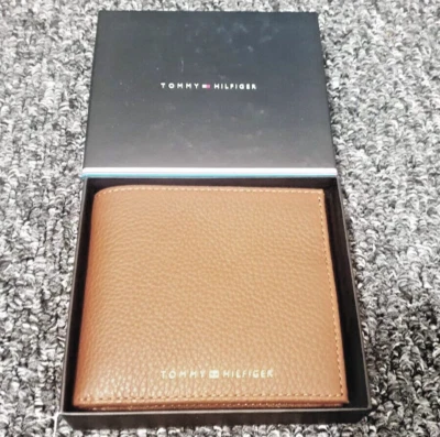 £16.99 • Buy Tommy Hilfiger Light Brown Leather Wallet & Coin Holder Gift Set (FAULTY ITEM)
