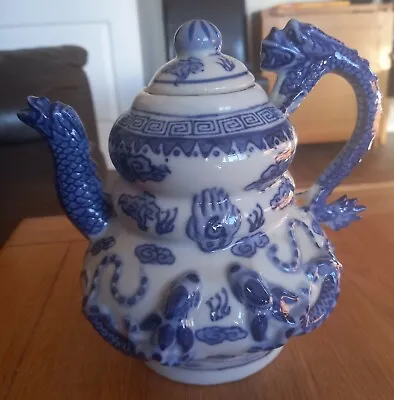 Porcelain Chinese Blue & White Ming Dynasty Teapot • £265