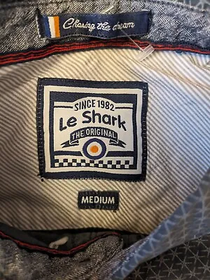 Le Shark Men's Micro Check Shirt Size Medium  • £10