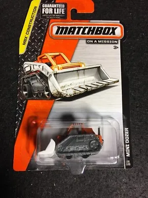 Matchbox  2014 Mbx Construction Mini Dozer 28/128 1/64 • $2.45